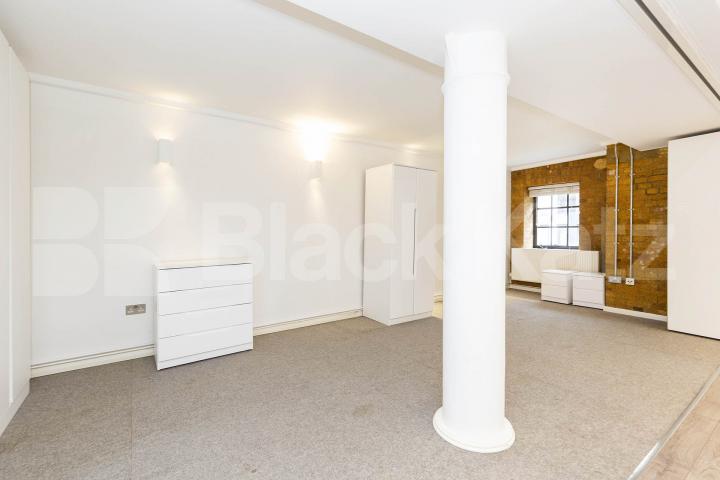 974sqt of loft space available in this large one bedroom warehouse conversion  Springfield House lofts - Tyssen Street, Dalston